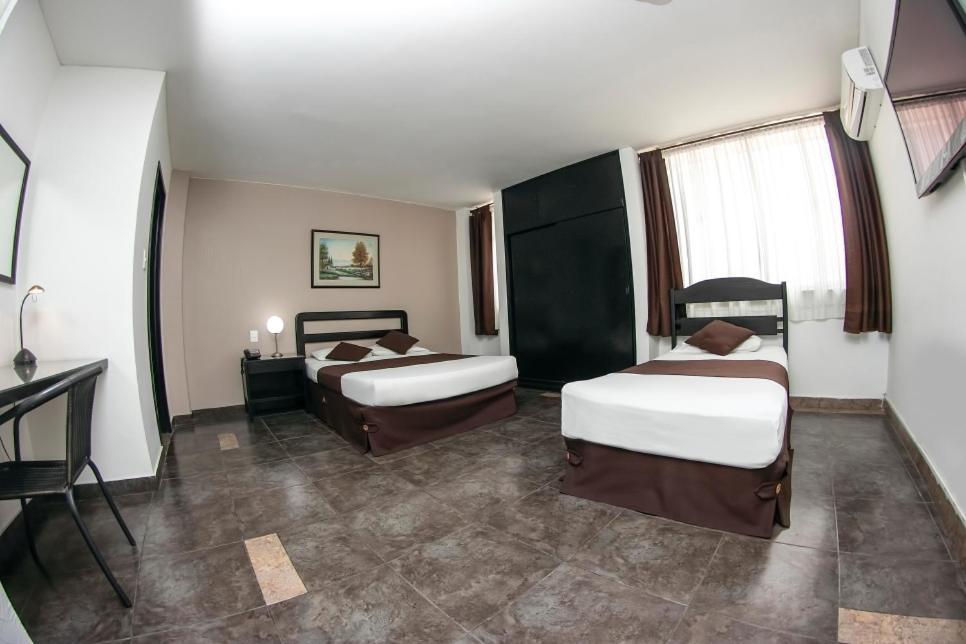 Hotel Americana Кали Екстериор снимка