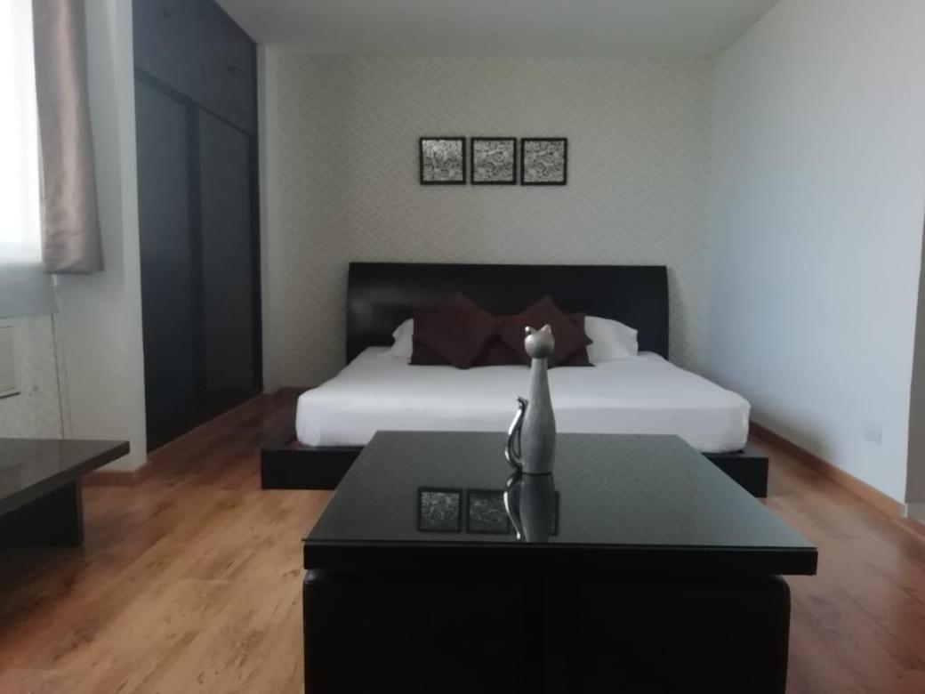 Hotel Americana Кали Екстериор снимка