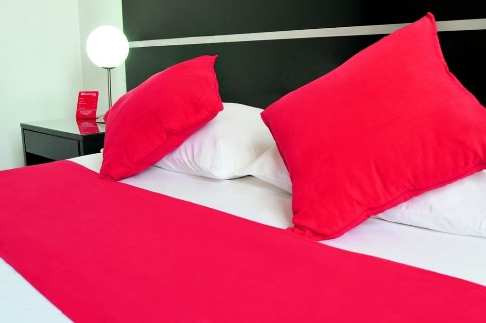 Hotel Americana Кали Екстериор снимка